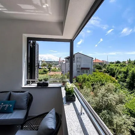 Mashadreamhome Διαμέρισμα Ζαντάρ